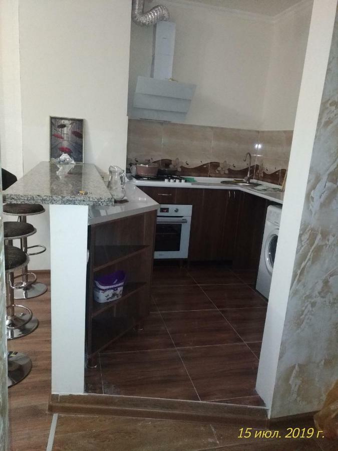 Ferienwohnung Dariana Batumi Exterior foto